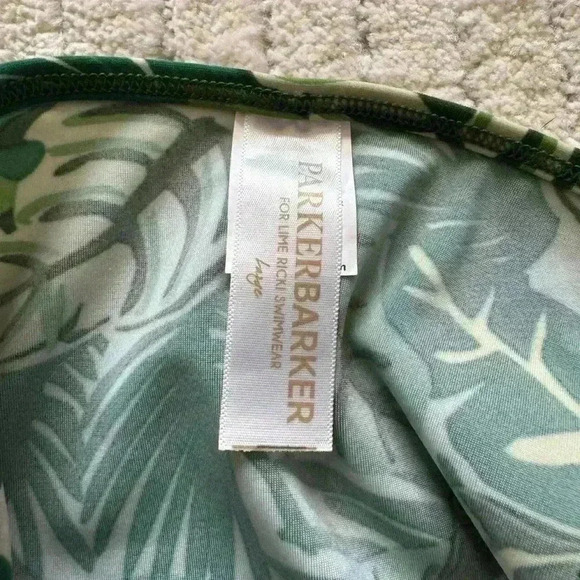 Parkerbarker by lime Ricki large swim top - Picture 4 of 5